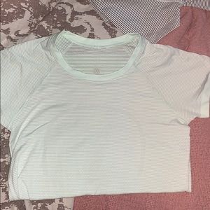 Light green/ teal lulu lemon swiftly tech